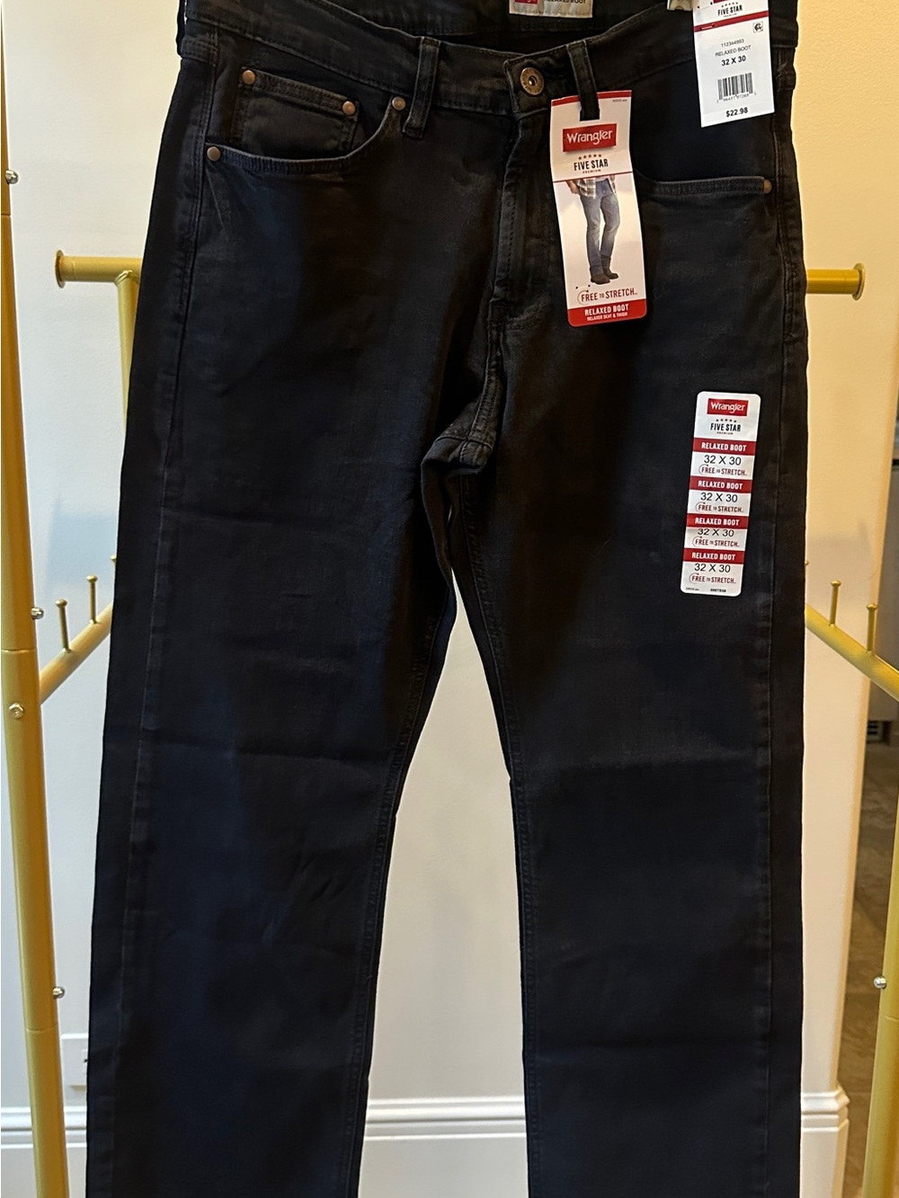 32x30 Wrangler Men’s Black Relaxed Fit Five Star Jeans
